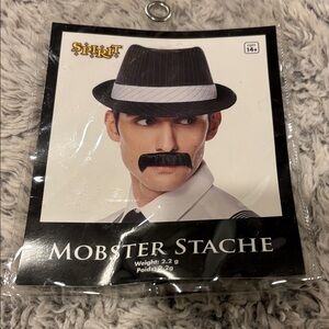 Spirit Black and White Mobster Stache Set‎